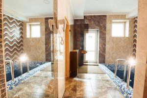 Dry sauna — loungers